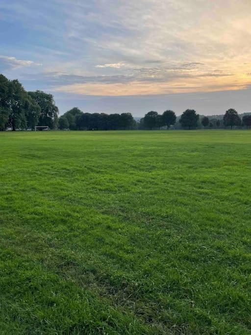 Garden Of Eden 1 Bedroom Flat In Fishponds Bristol Extérieur photo